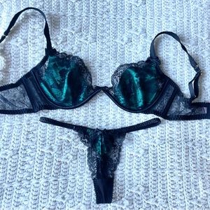 Agent provocateur Phyllis set 34d, 1